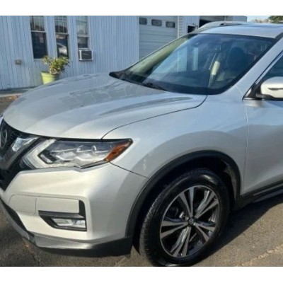 2017 Nissan Rogue SL 售价12850图1